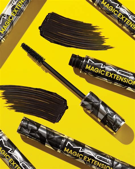 Mascara Makeover: Transform Your Look with Magic Extension Mascara